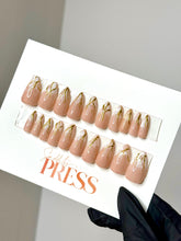 Load image into Gallery viewer, CLOUT